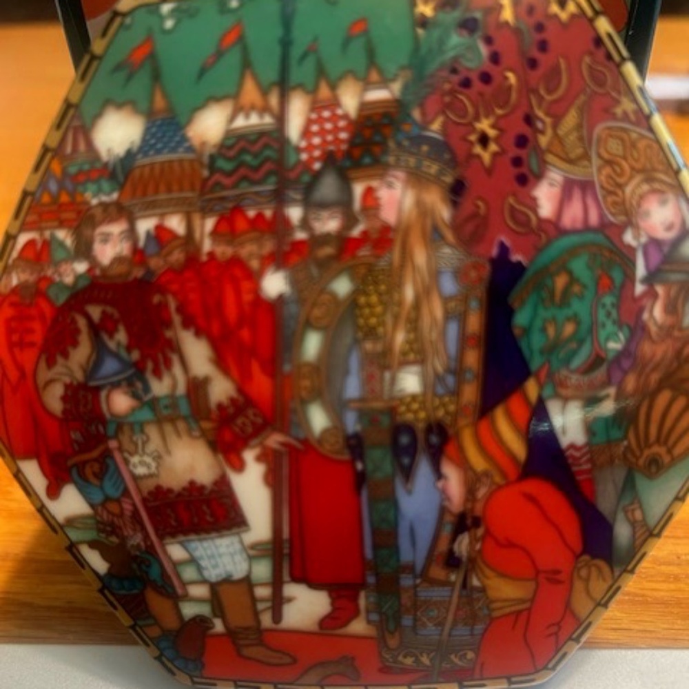 Russian Fairy Tales Heinrich Villery & Boch Trinket Box